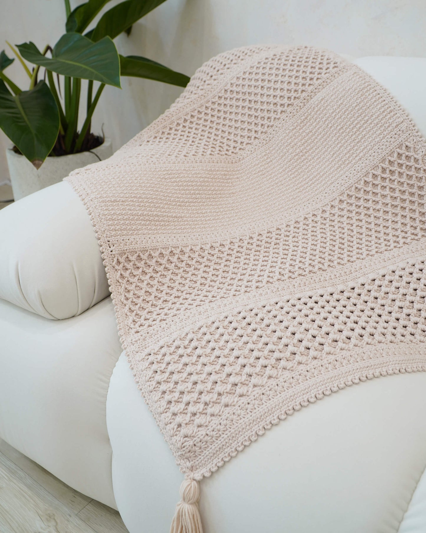 Blanket No.23 | Modern blanket crochet pattern + Video tutorial