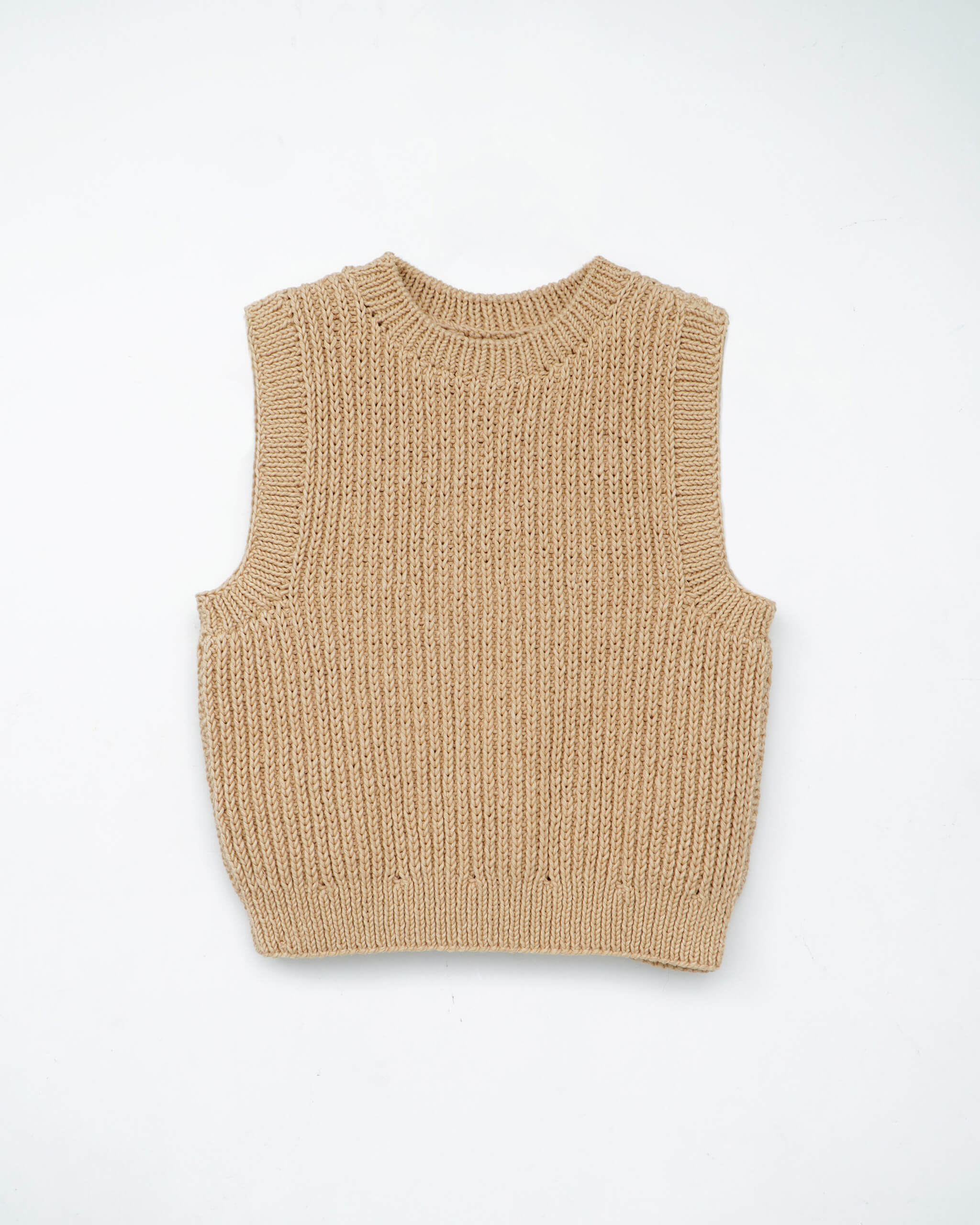 Vest No.35 | Ribbed vest knitting pattern