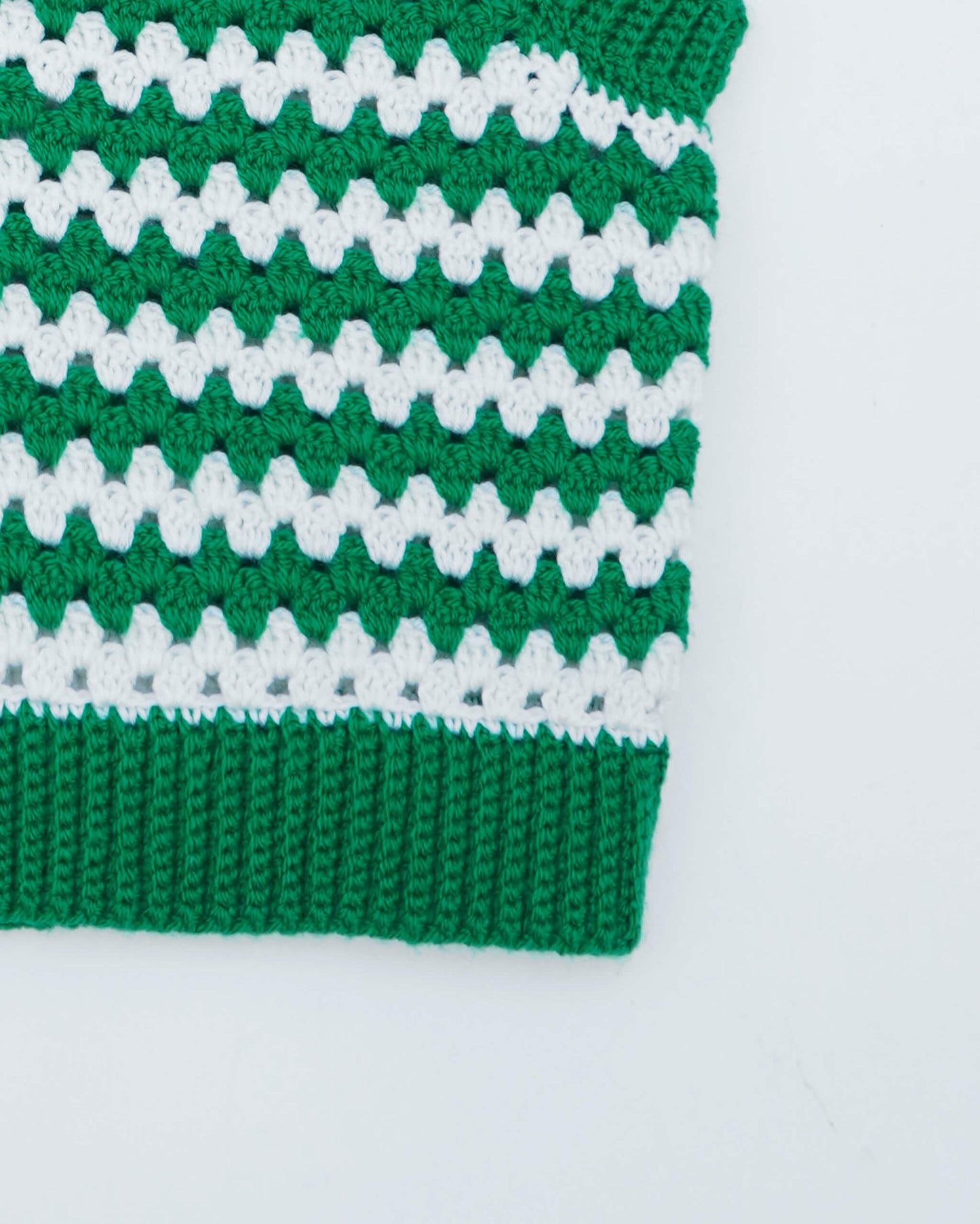 Vest No.49 | Crochet granny vest pattern