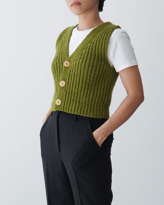Vest No.62 | Easy crochet ribbed vest pattern