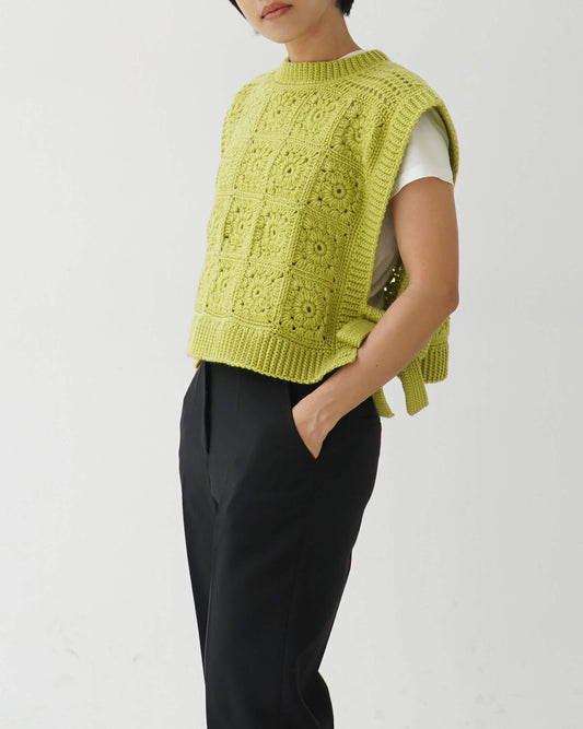 Vest No.65 | Easy crochet side tie vest pattern