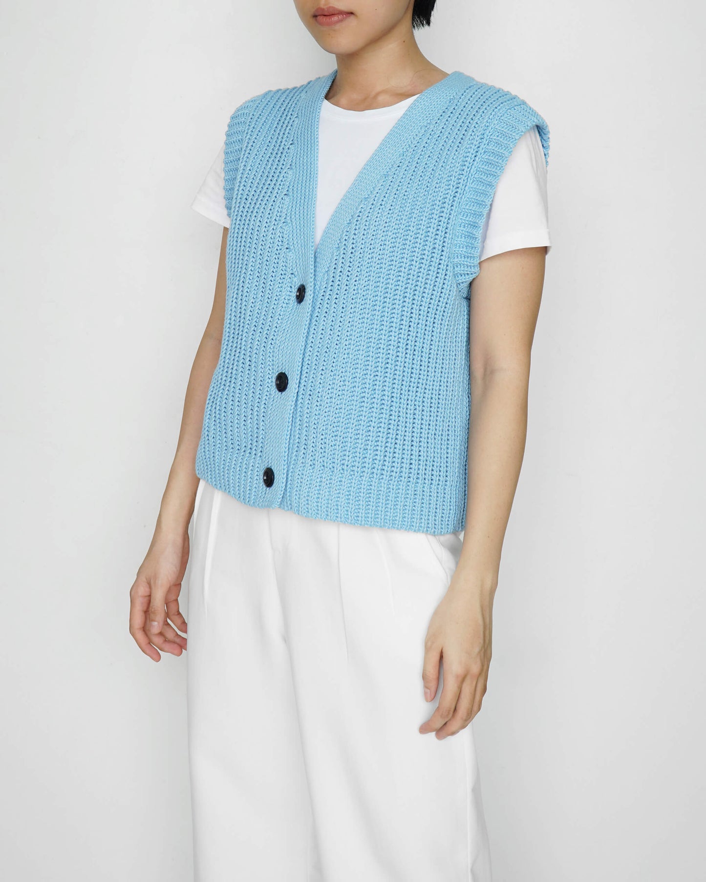 Vest No.34 | Easy crochet ribbed vest pattern