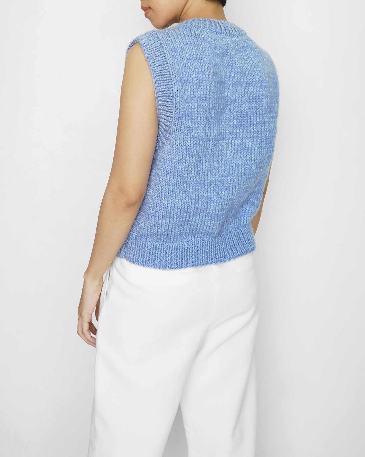 Ribbed vest knitting pattern