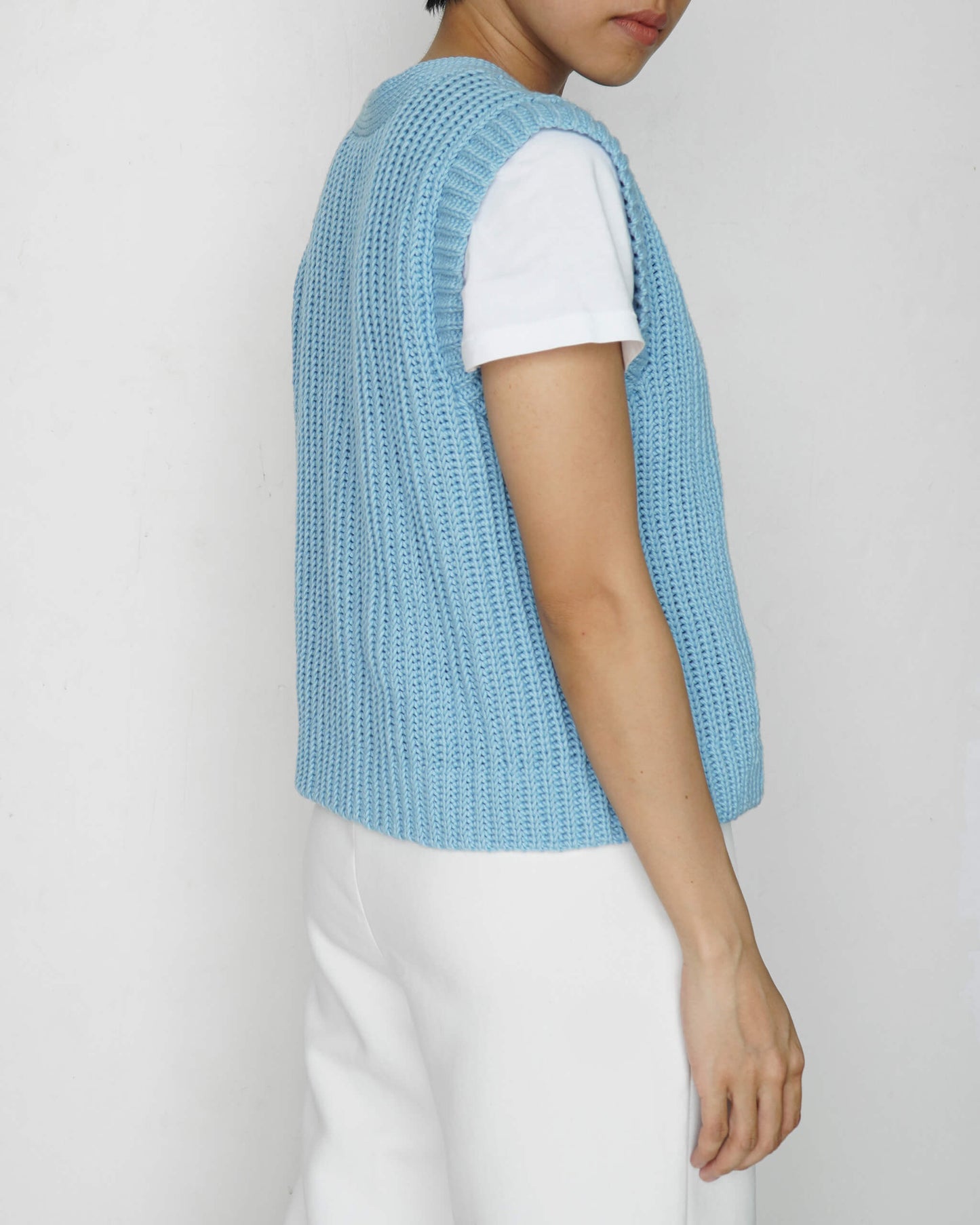 Vest No.34 | Easy crochet ribbed vest pattern