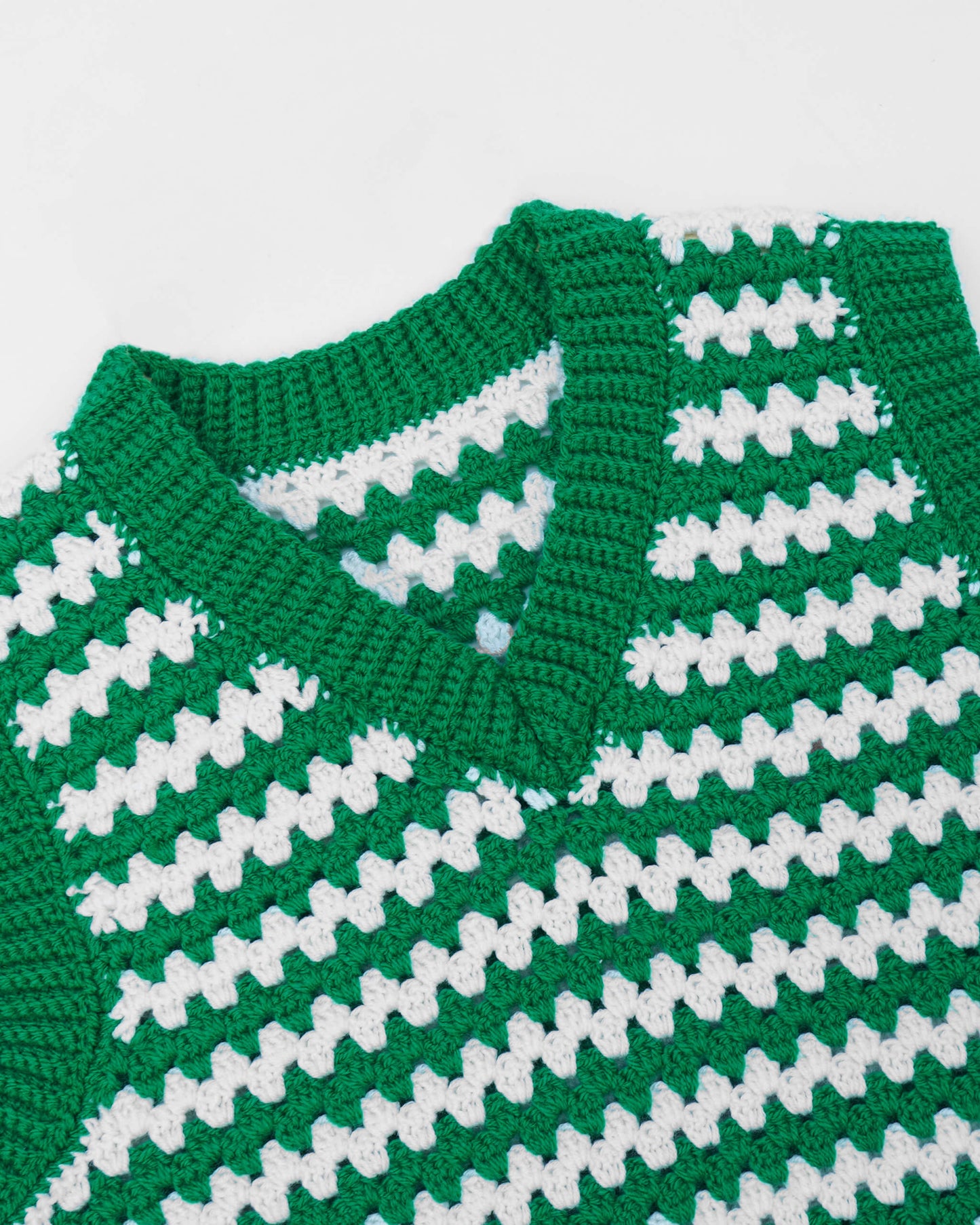 Vest No.49 | Crochet granny vest pattern