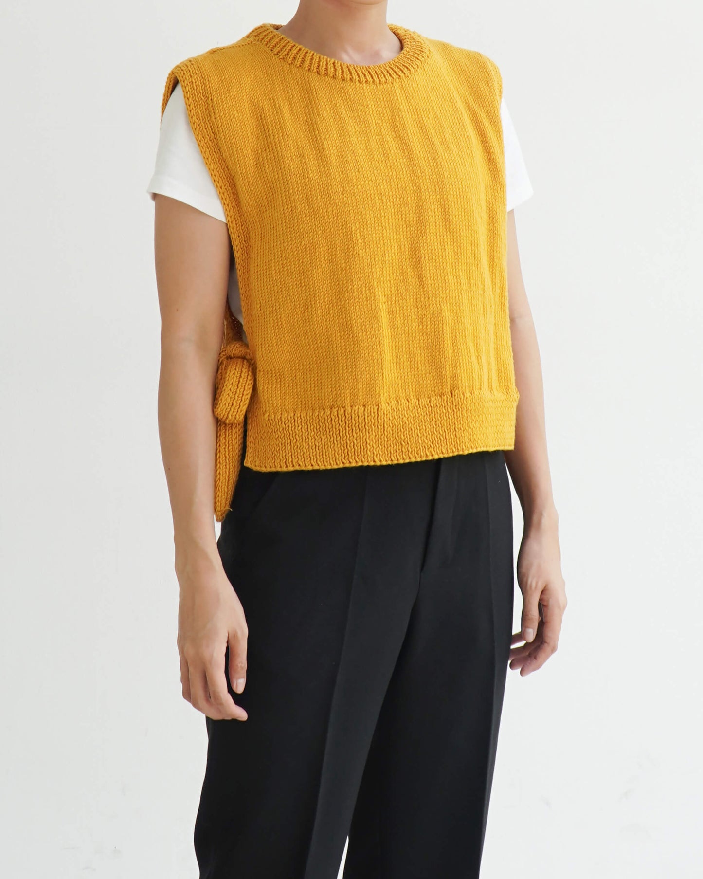 Vest No.66 | Side tie vest knitting pattern