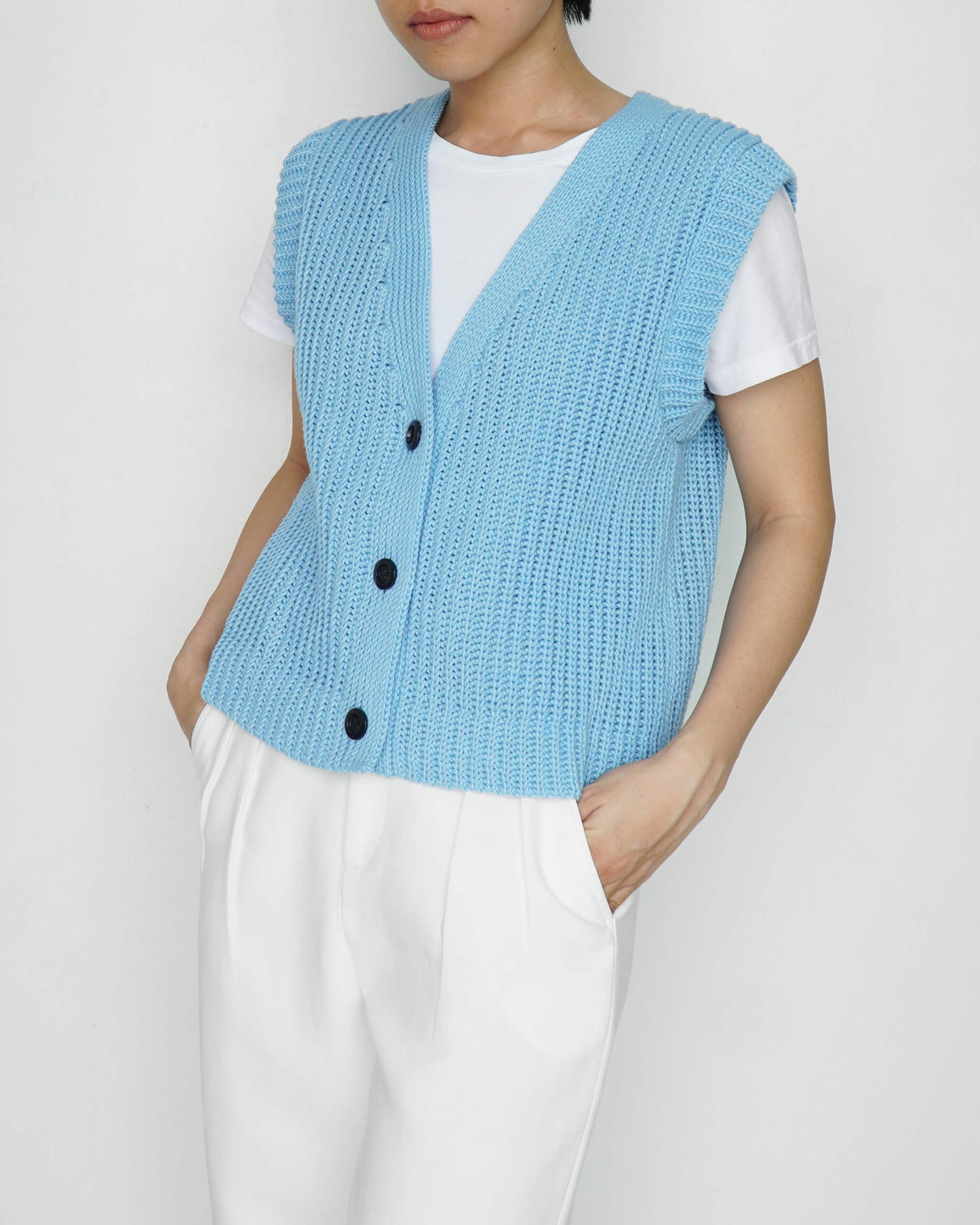 Vest No.34 | Easy crochet ribbed vest pattern