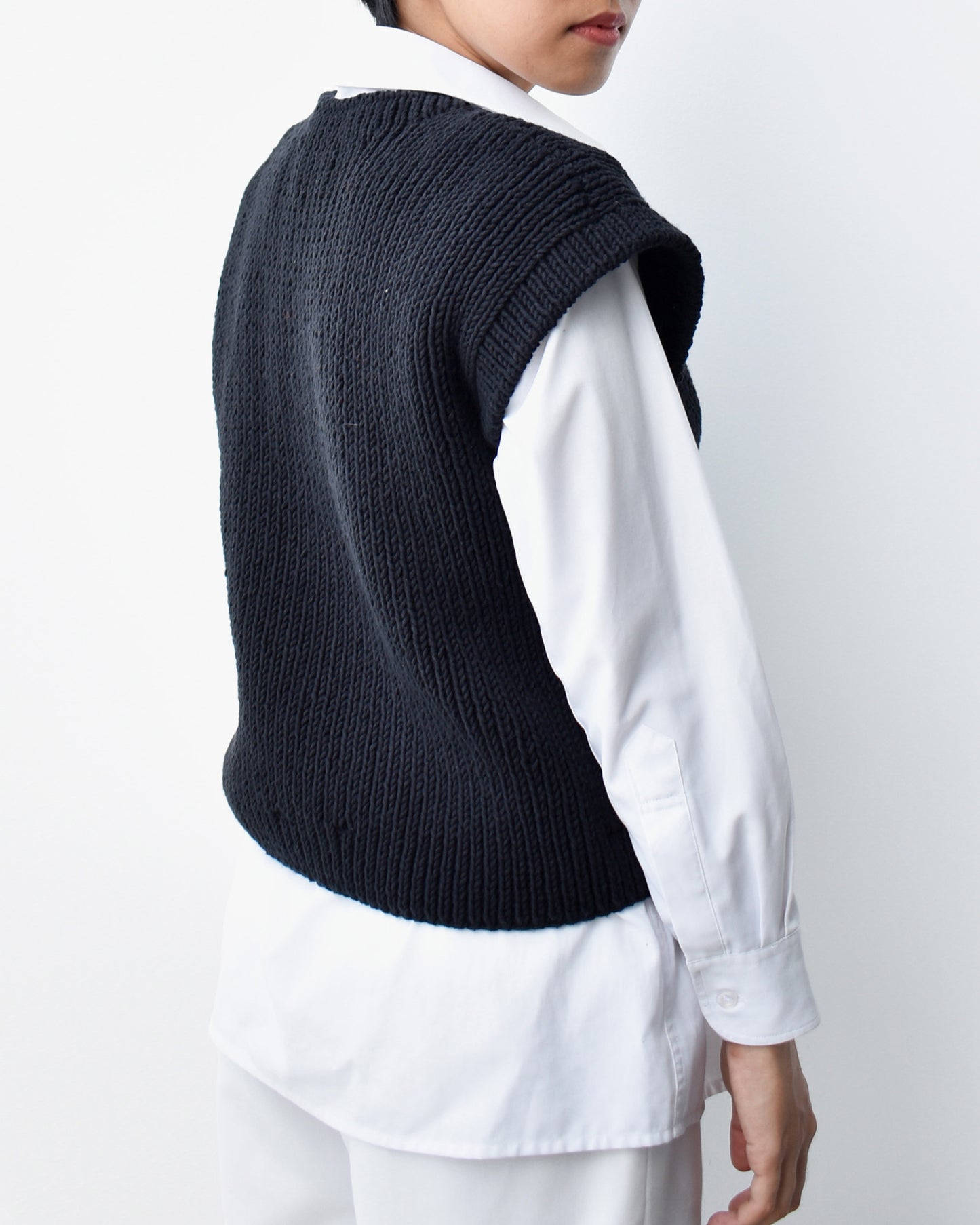 Vest No.4 | Classic vest knitting pattern