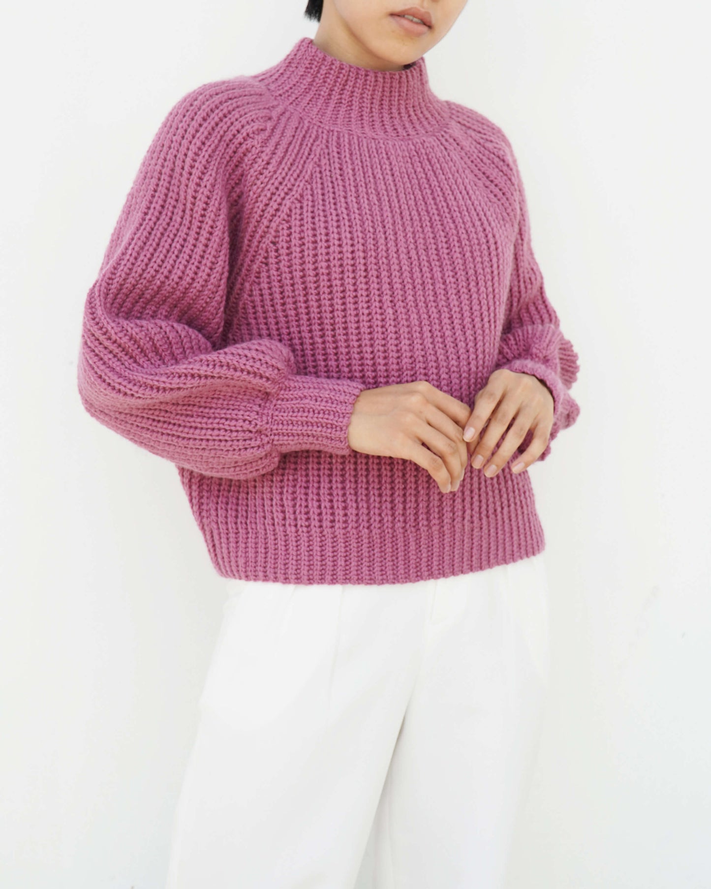 Ribbed raglan sweater crochet pattern