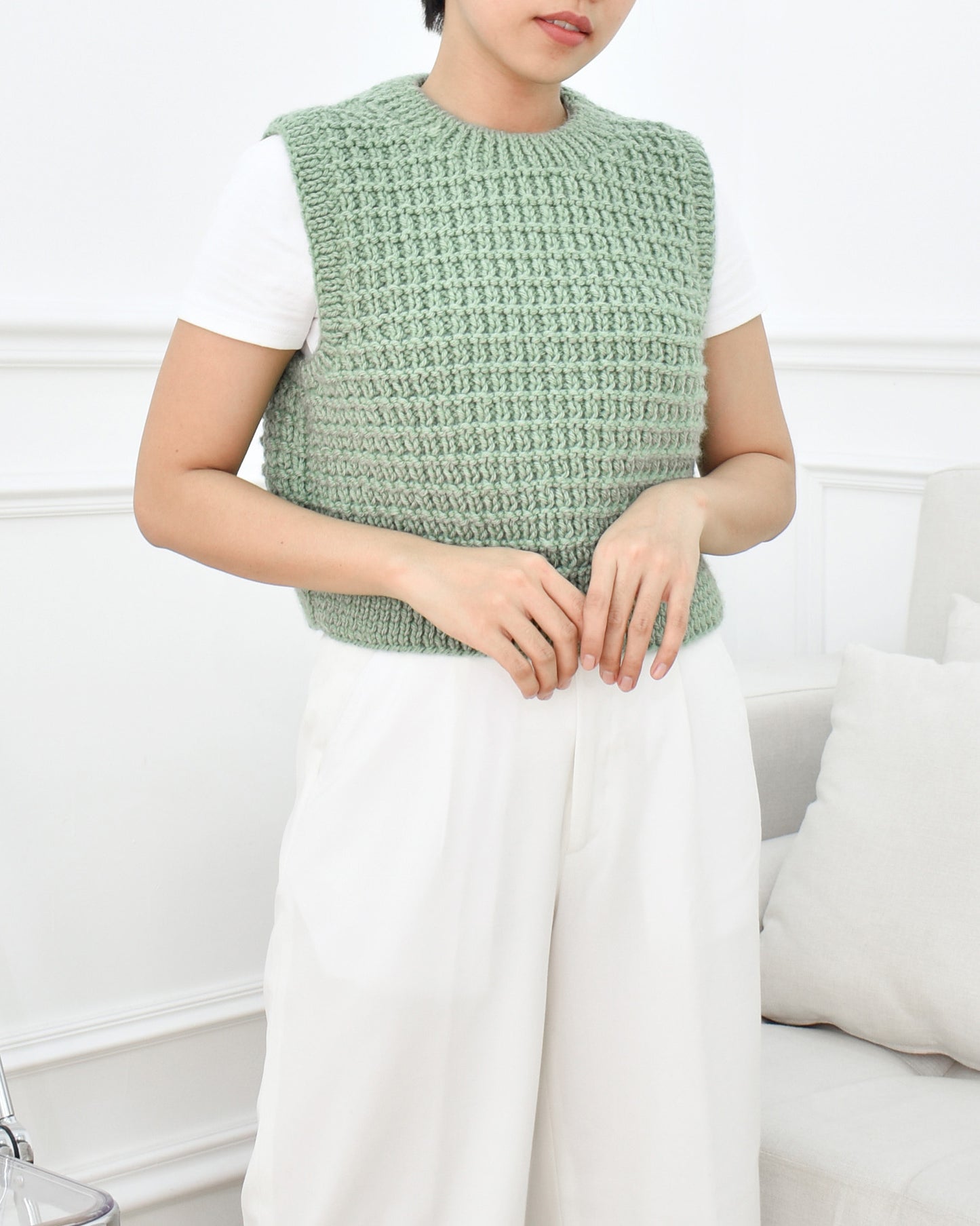 Vest No.14 | Easy knitting chunky vest pattern