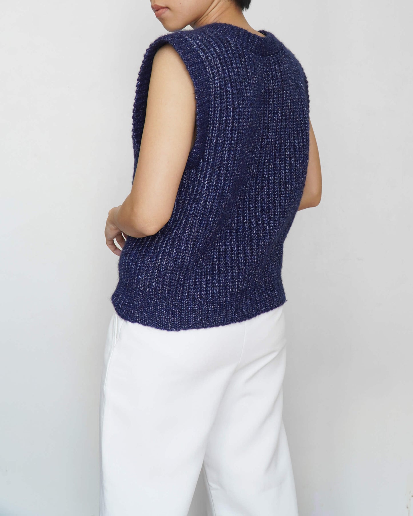Vest No.30 | Easy crochet ribbed vest pattern
