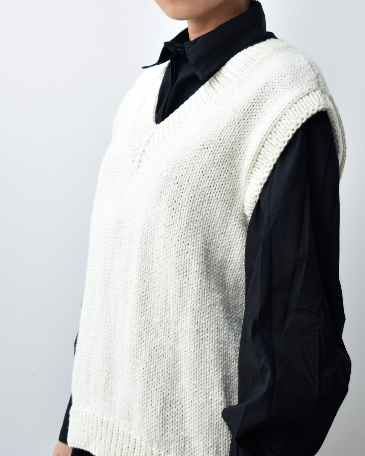 Vest No.5 | Easy knitting oversized vest pattern
