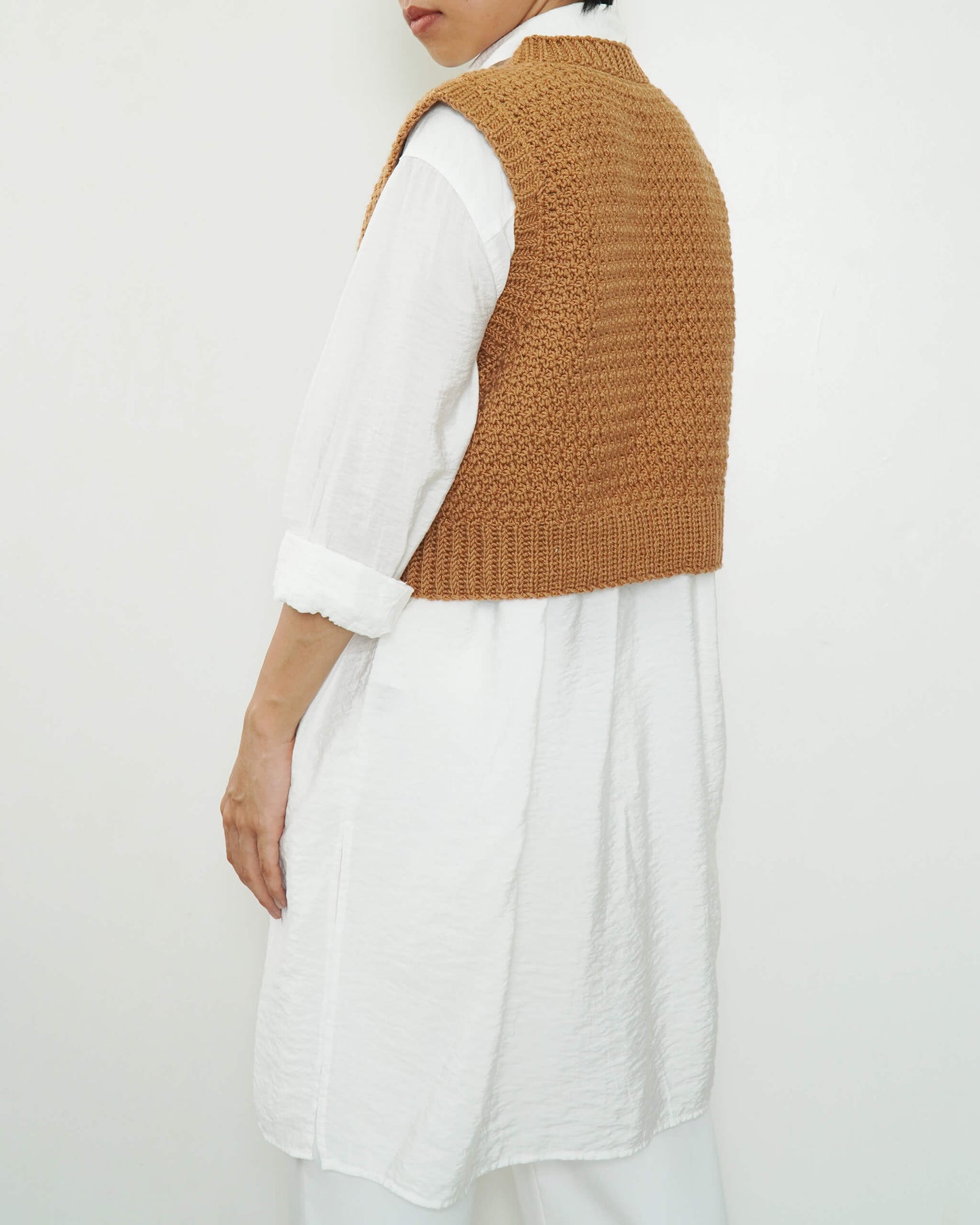 Easy crochet V-neck vest pattern