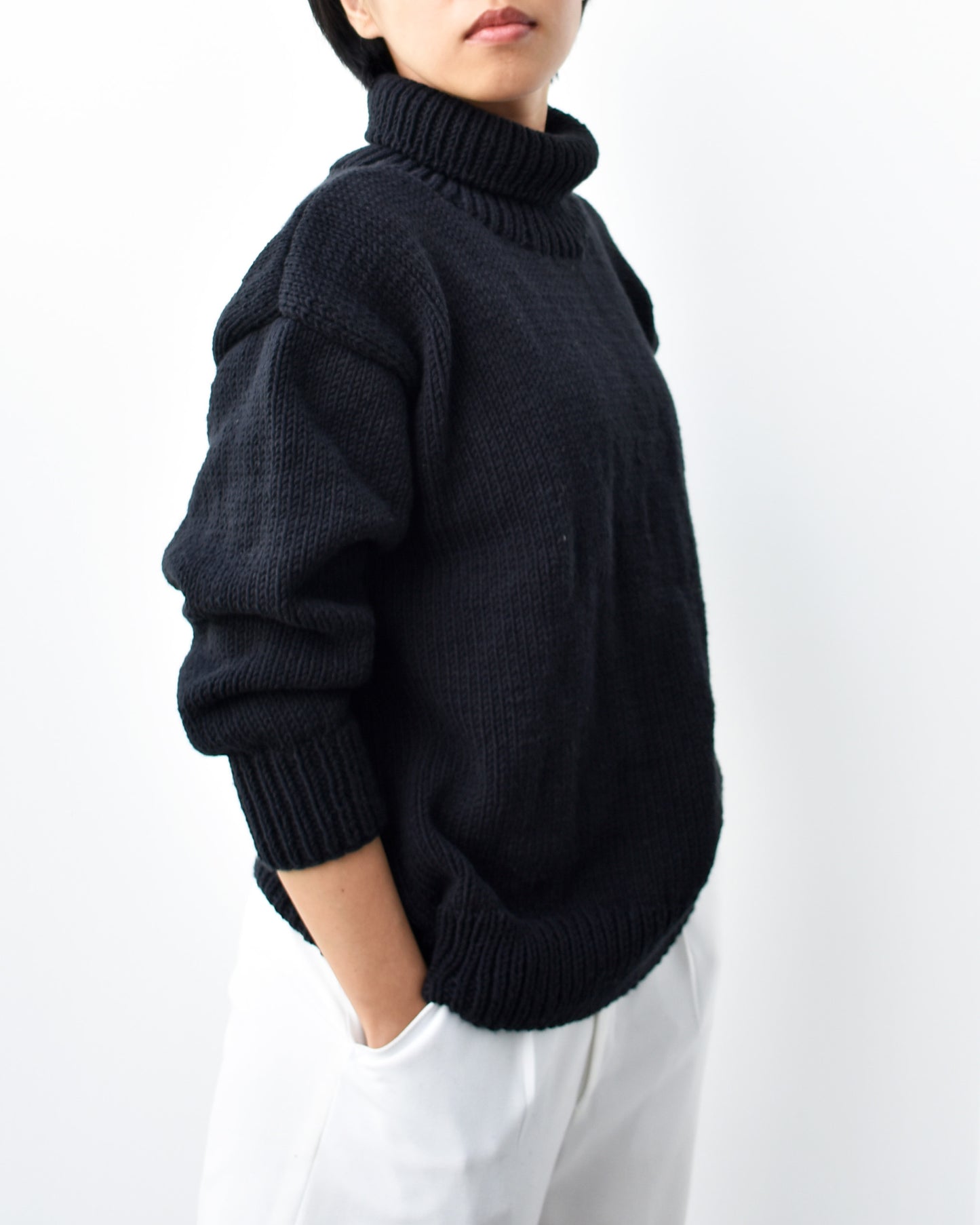Sweater No.4 | Classic knitting sweater pattern