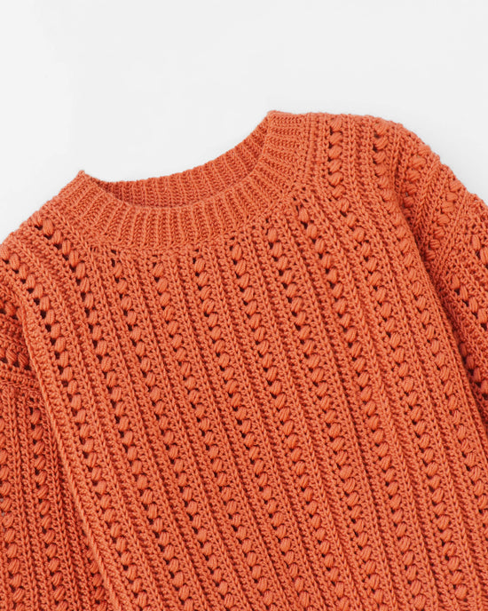 Sweater No.39 | Ribbed sweater crochet pattern – Daisy & Peace