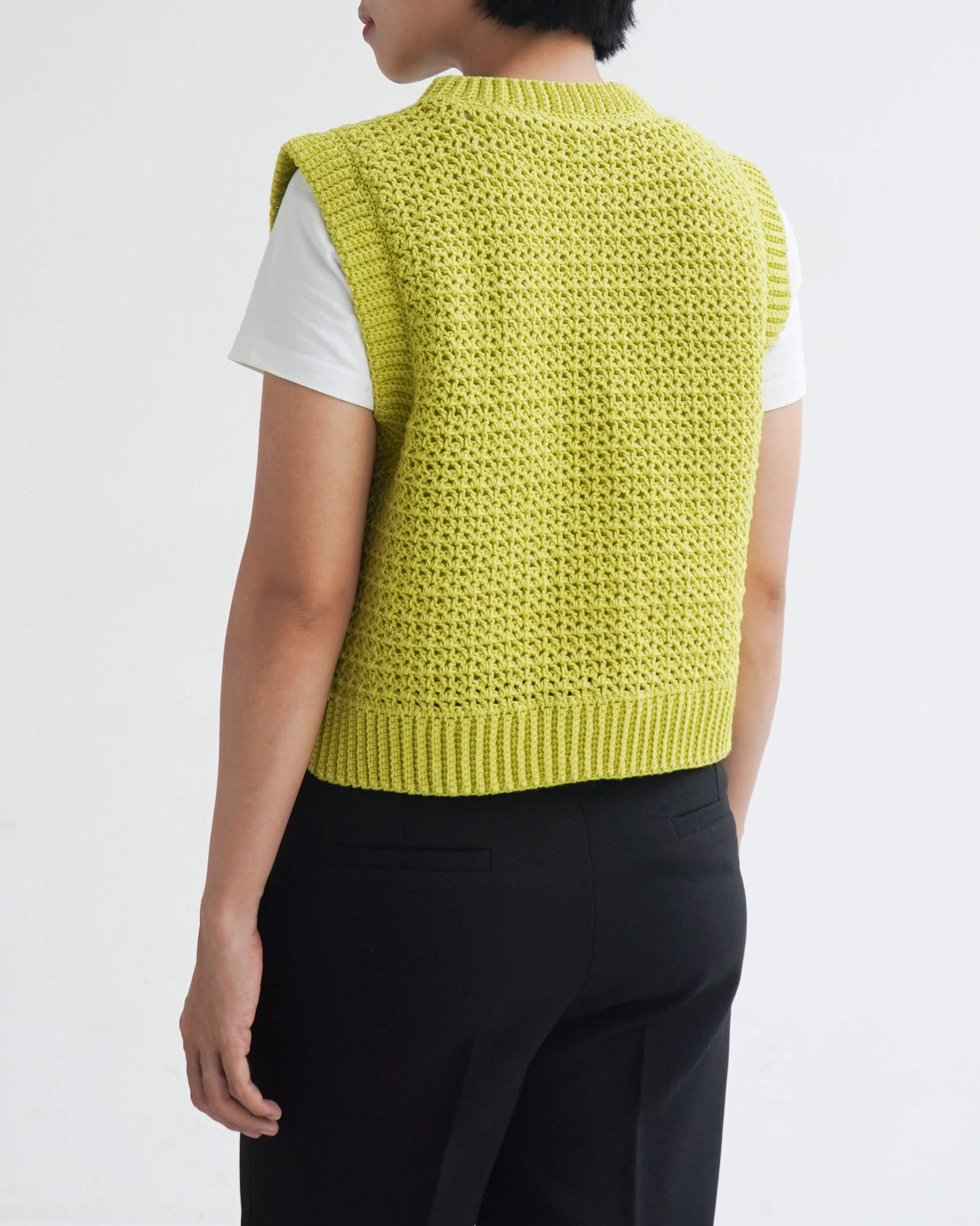 Vest No.68 | Crochet lace vest pattern