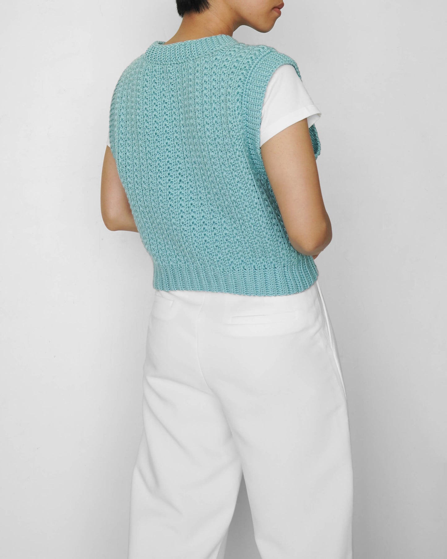 Vest No.45 | Easy crochet ribbed vest pattern