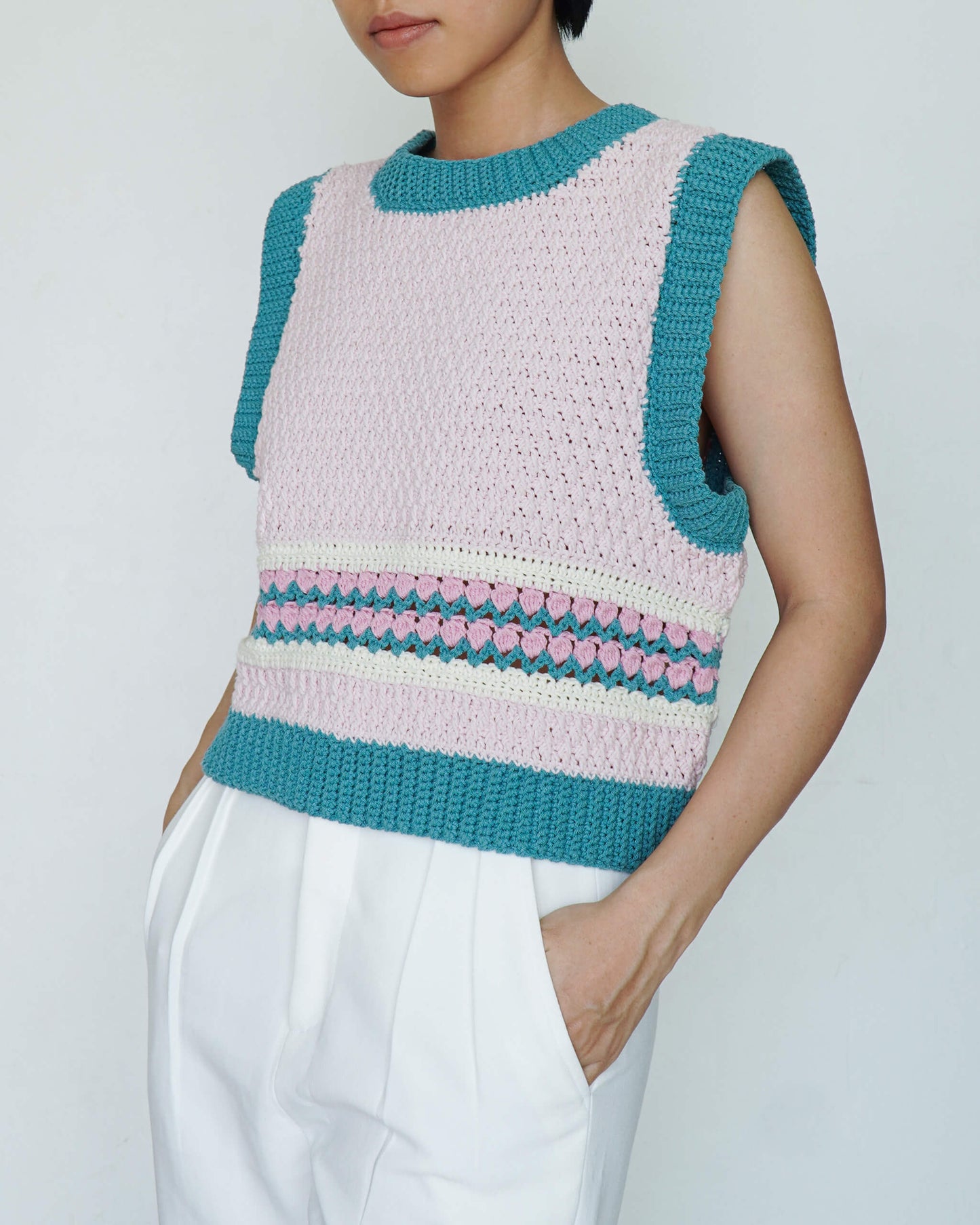 Vest No.48 | Easy crochet vest pattern