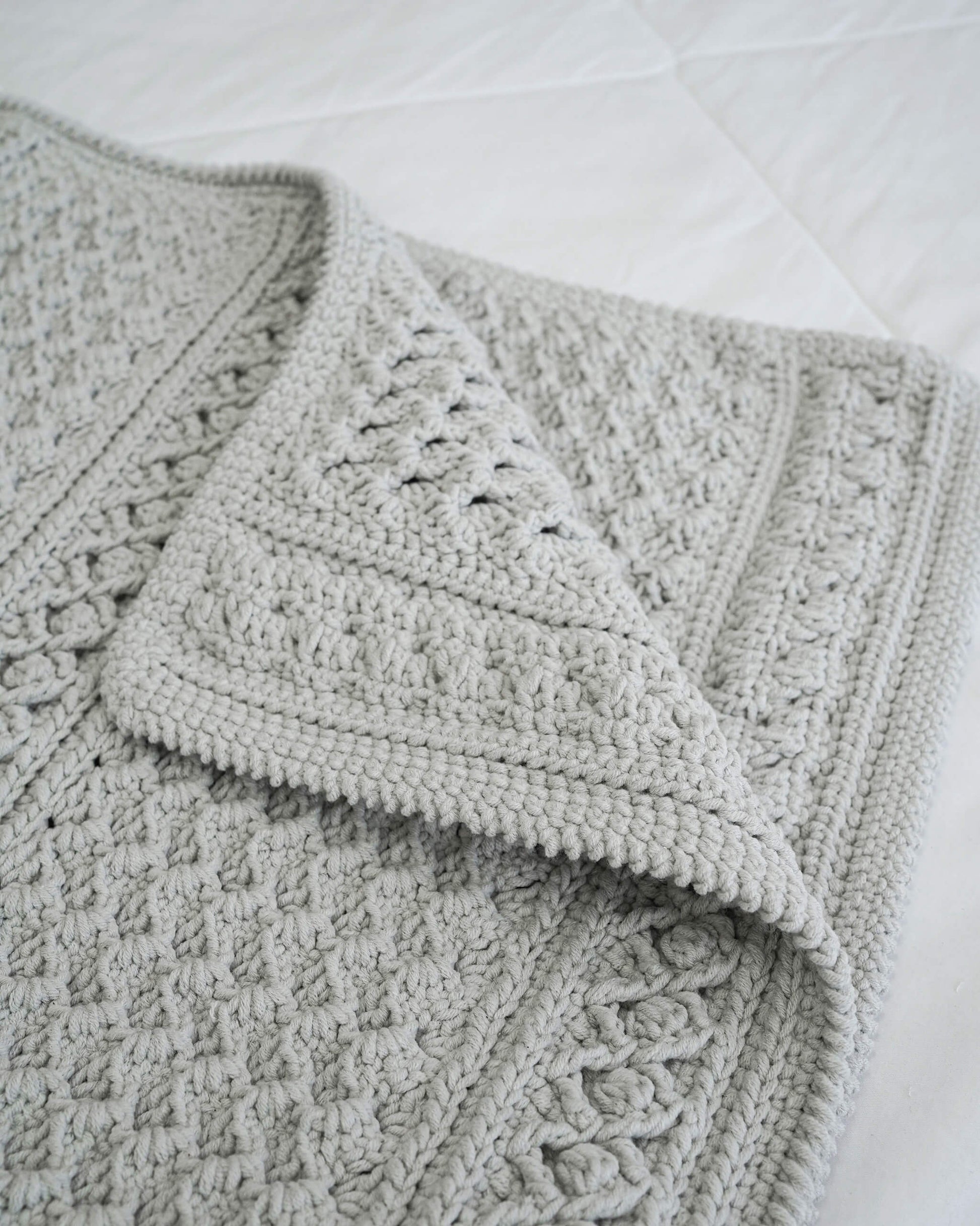 Easy crochet blanket pattern