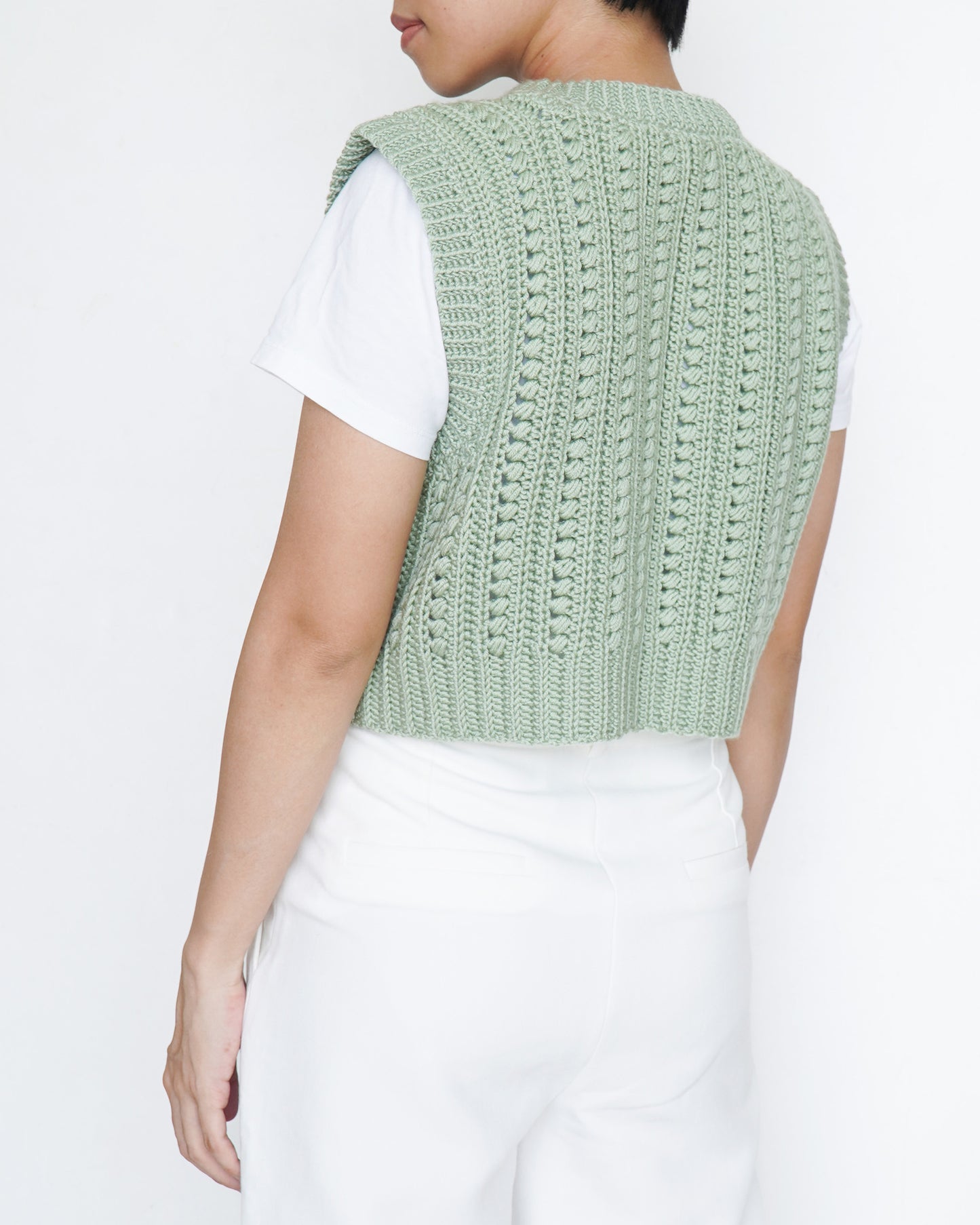 Easy crochet ribbed vest pattern