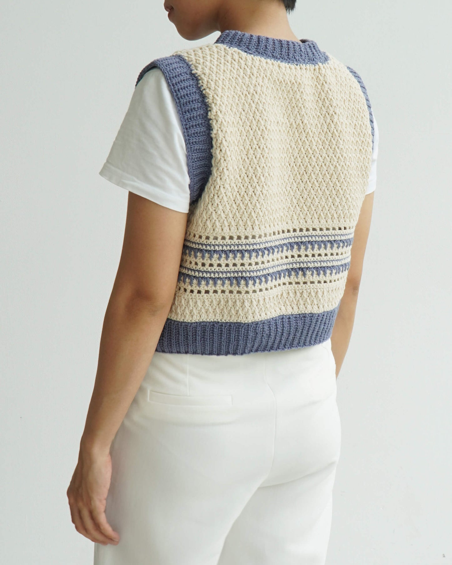 Vest No.47 | Easy crochet vest pattern