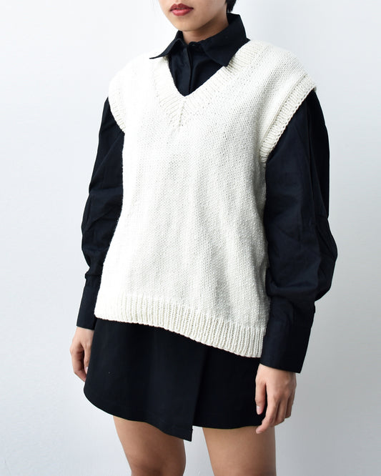 Vest No.5 | Easy knitting oversized vest pattern