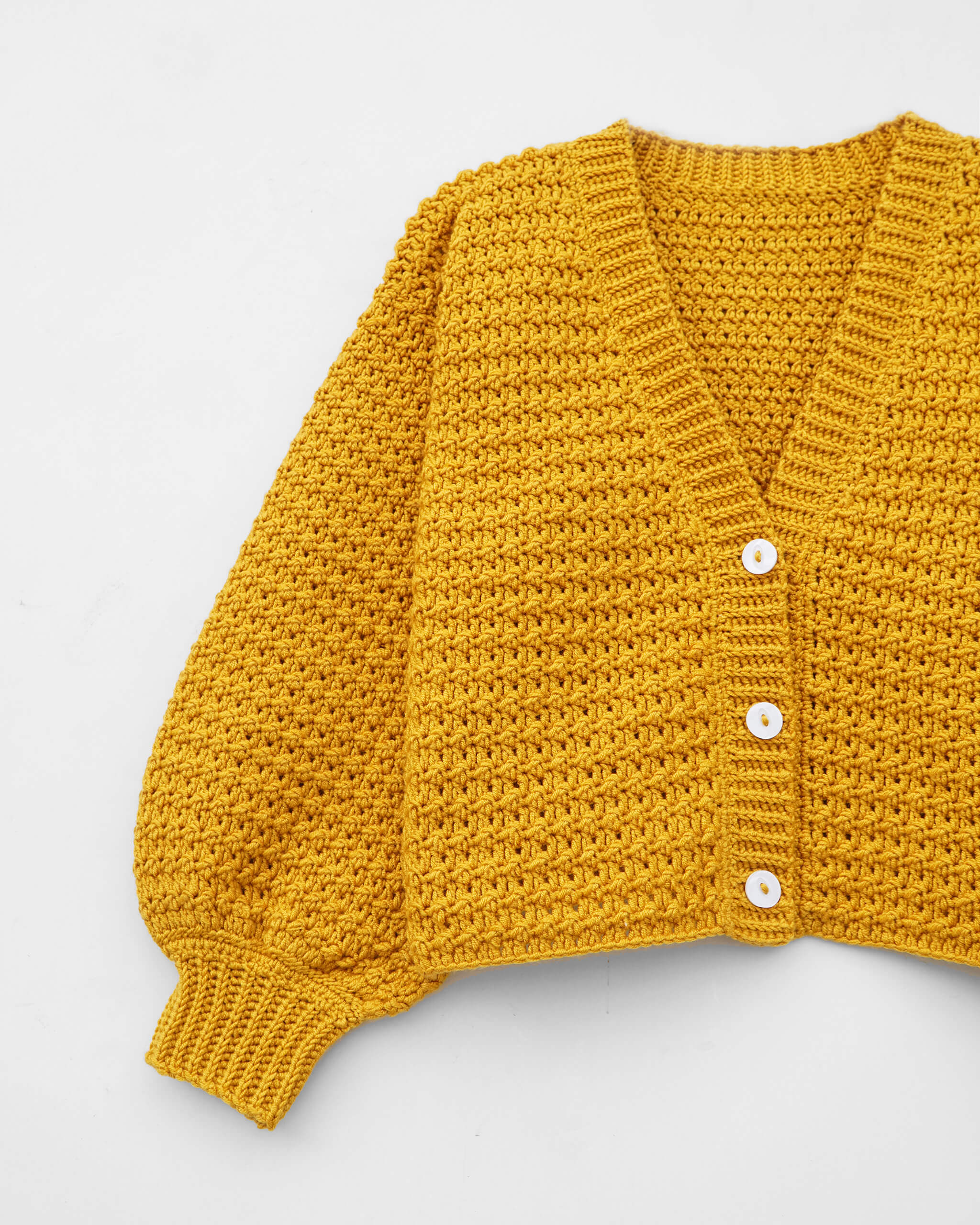 Cardigan No.29 | Crochet V-neck cardigan pattern