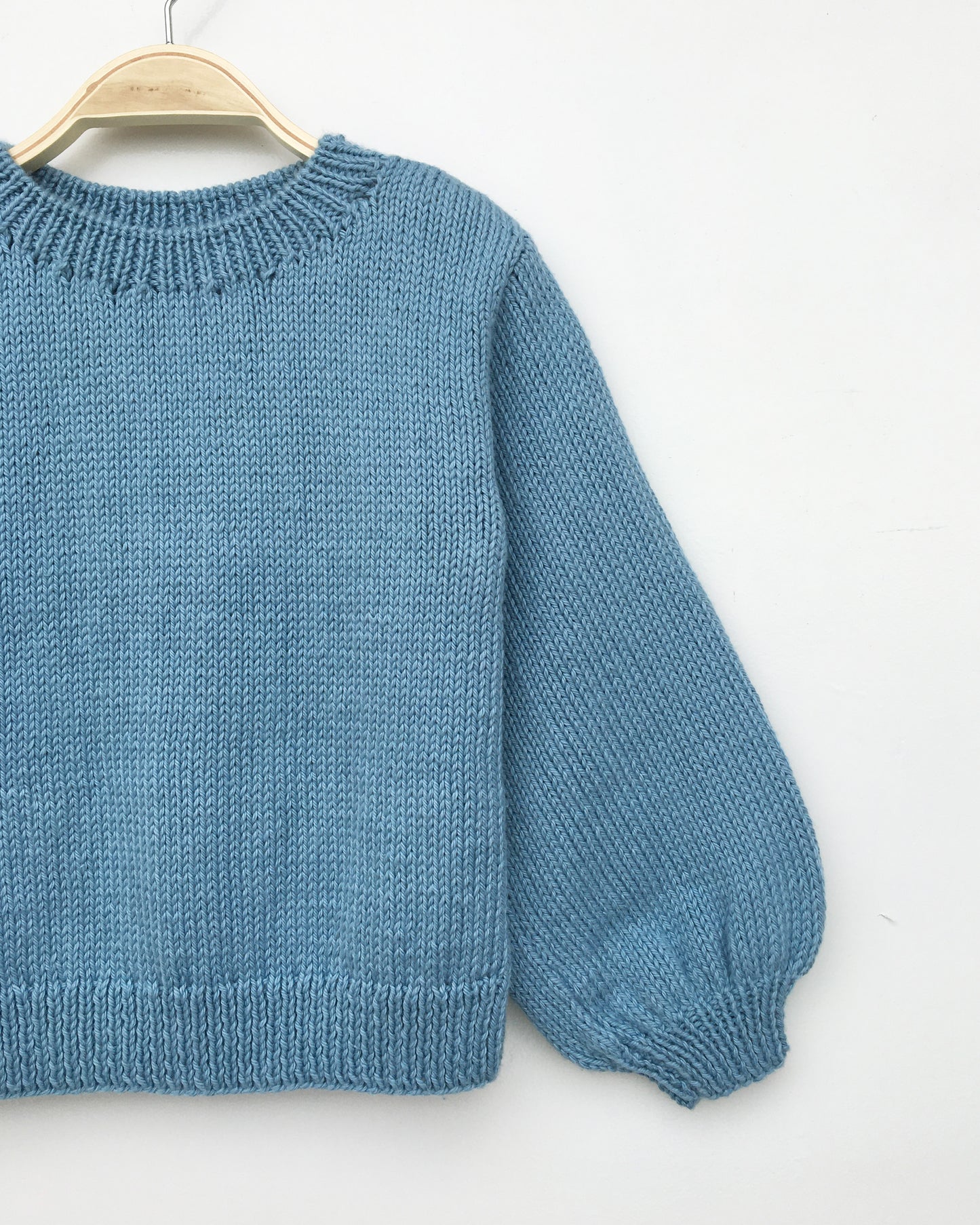 Kids' Sweater No.1 | Easy knitting pattern